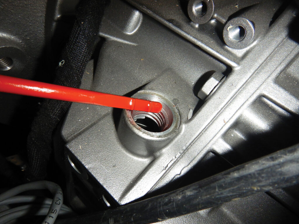 Checking the oil for transmission