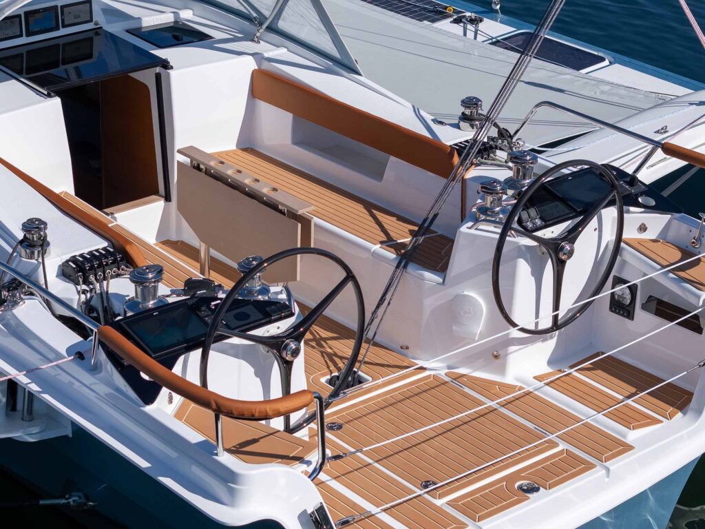 Dragonfly 36 trimaran cockpit