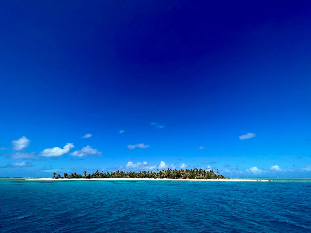 anchorage in the Tuamotu Atolls