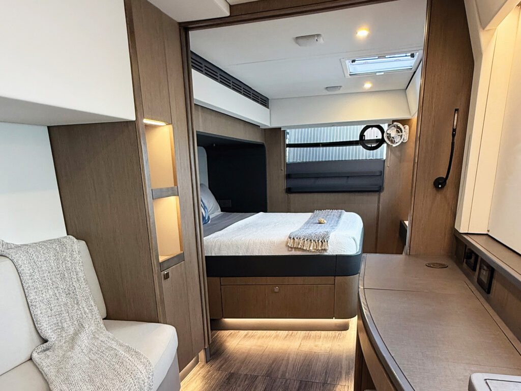 Xquisite 60 owner's hull